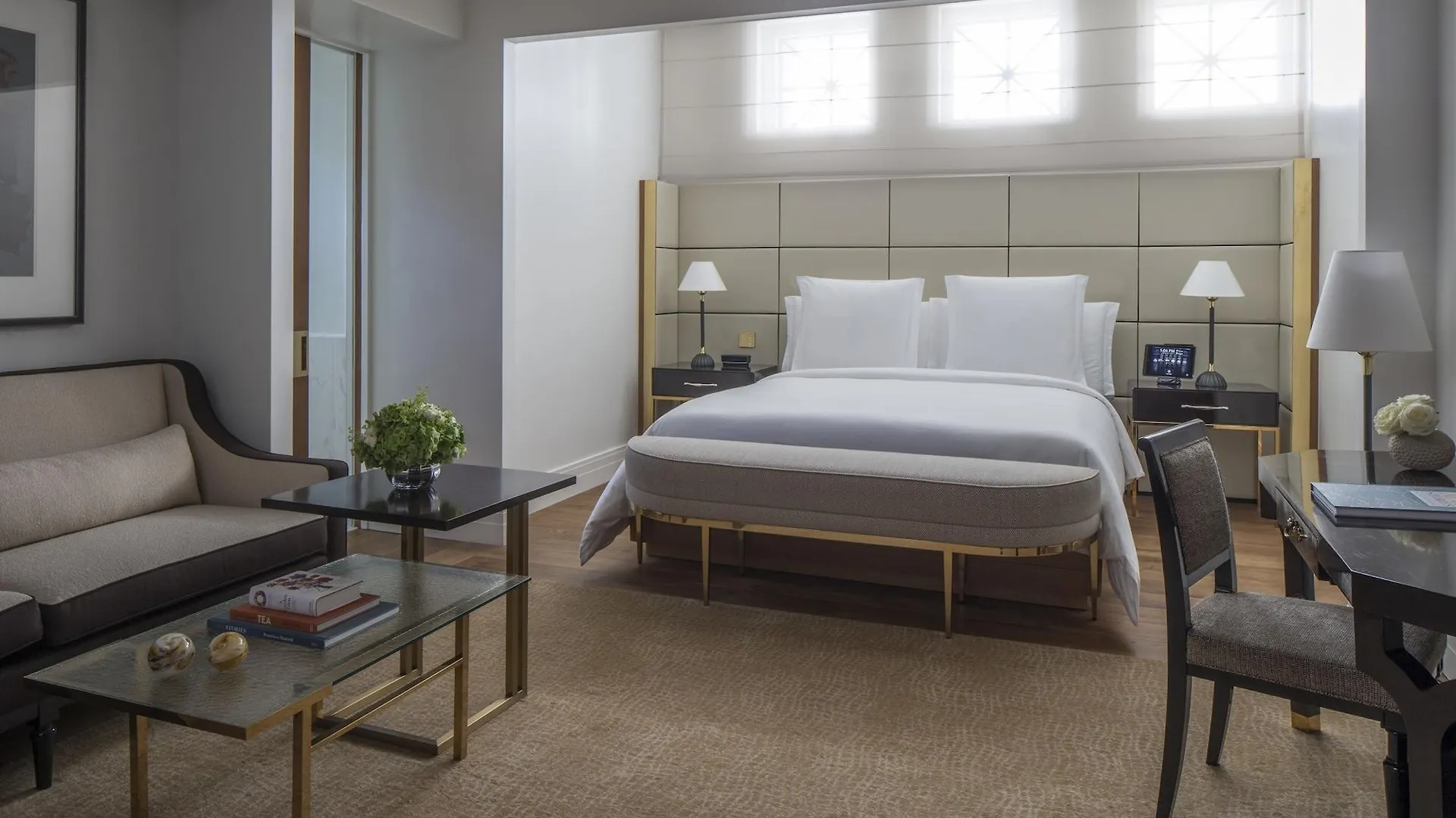 Four Seasons Hotel London At Tower Bridge 5*,