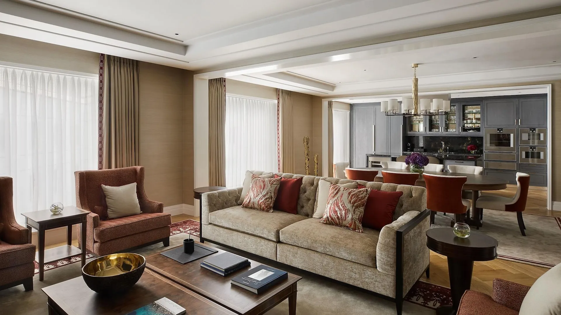 Four Seasons Hotel London At Tower Bridge 5*,