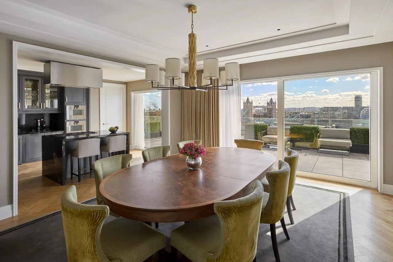 *****  Four Seasons Hotel London At Tower Bridge Великобритания